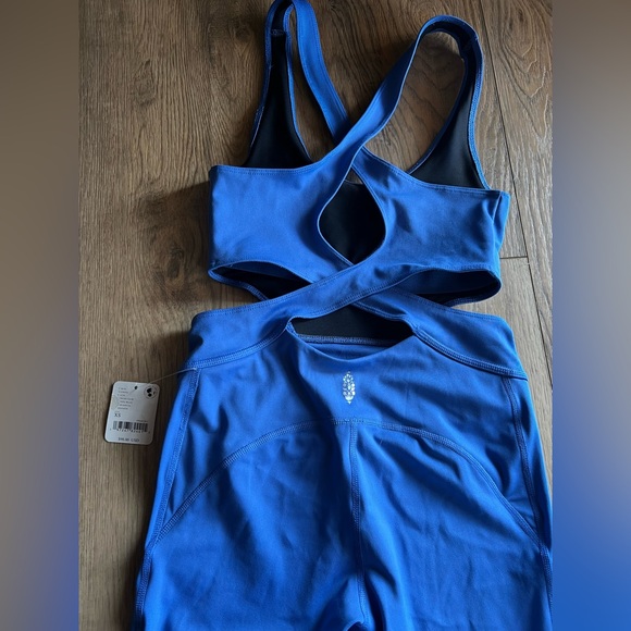 NWT FP MOVEMENT Back it Up Onesie Jumpsuit Pool Blue Size XS Free People - Picture 6 of 9